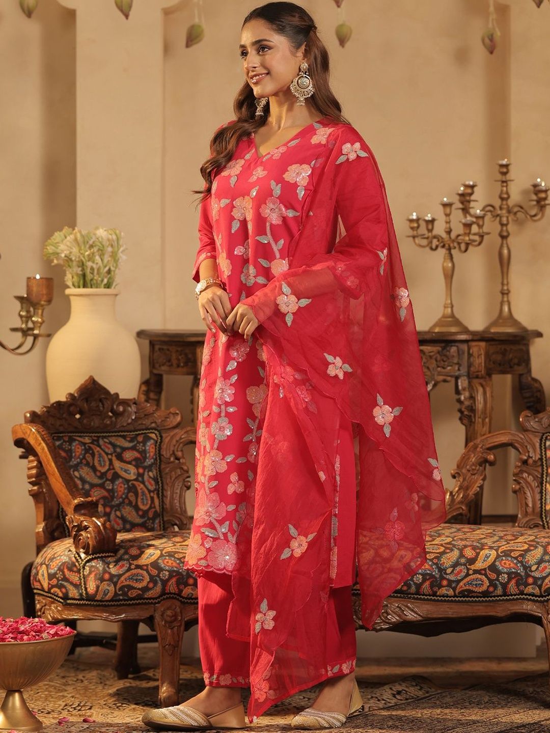 Women Floral Embroidered Regular Sequinned Straight Kurta with Trousers & Dupatta