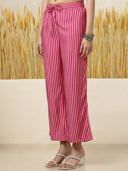 Dhiyona SO Women's Floral Printed Mirror Work Straight Kurta With Palazzos