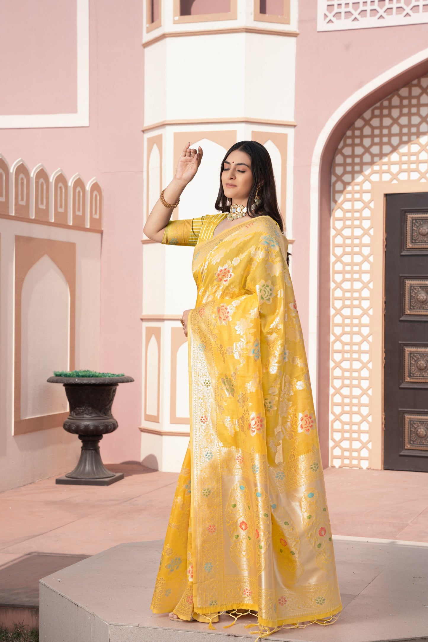 Dhiyona GR Women's Riddhi Yellow Cotton Silk Saree