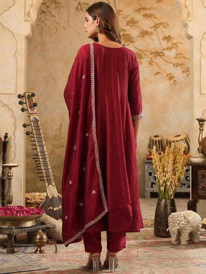 Floral Yoke Design Round Neck Zari Anarkali Kurta & Trousers With Dupatta