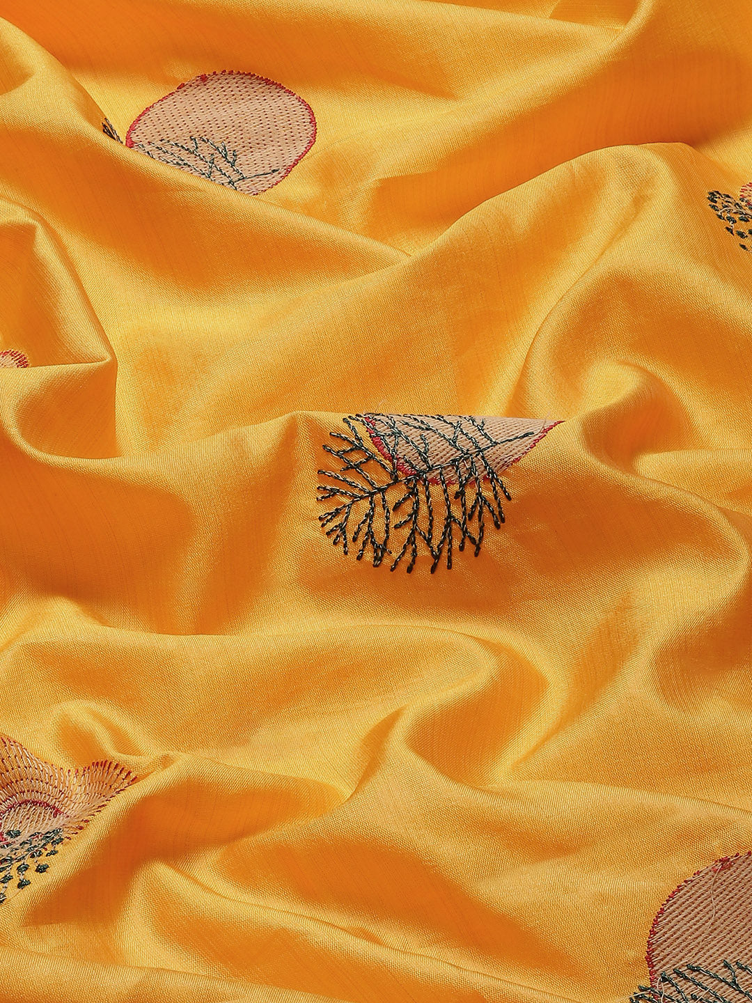 Arriva Fab  Women's Elegant Soft Cotton Silk Saree with Zari Weaving & Contrast Pallu With Blouse  ( KVD1853 )