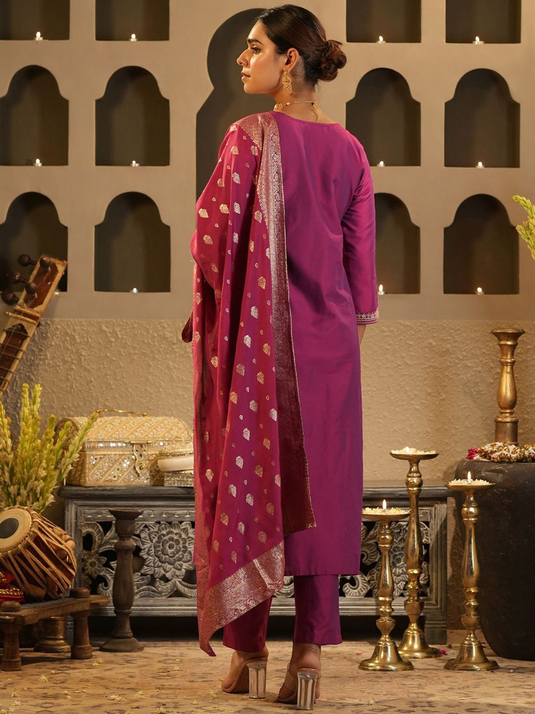 Floral Embroidered Round Neck Zari Straight Kurta & Trousers With Dupatta