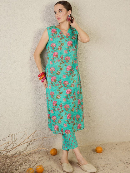 Women Floral Printed Regular Pure Cotton Kurta with Trousers