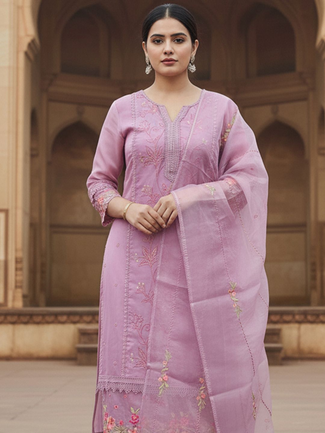 Women Floral Embroidered Regular Thread Work Kurta with Trousers & With Dupatta