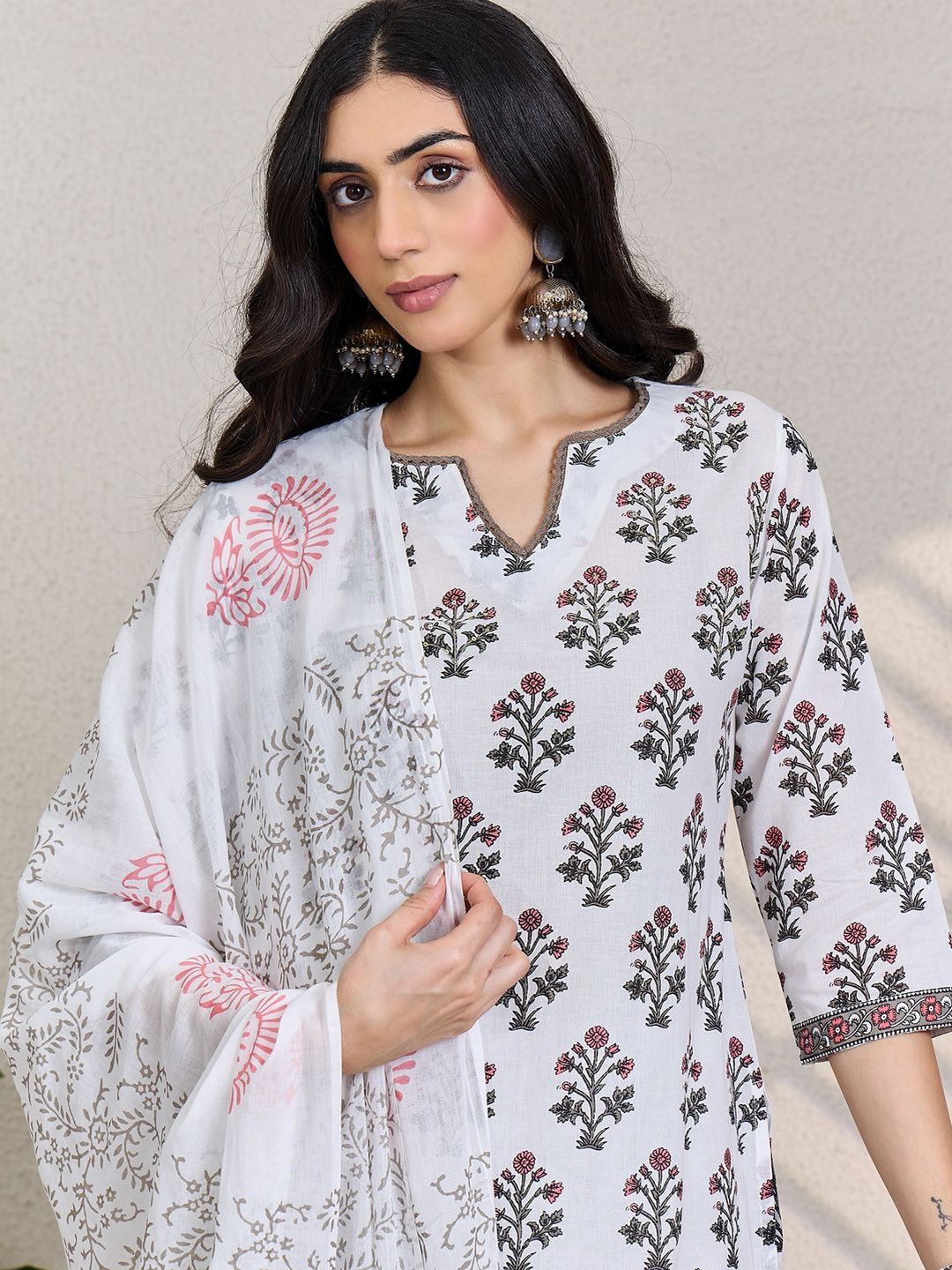 Women Floral Printed Cotton Kurta with Trousers & Dupatta