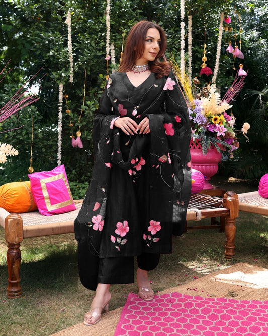 Dhiyona KL Floral Printed V-Neck Straight Kurta with Trouser And Dupatta