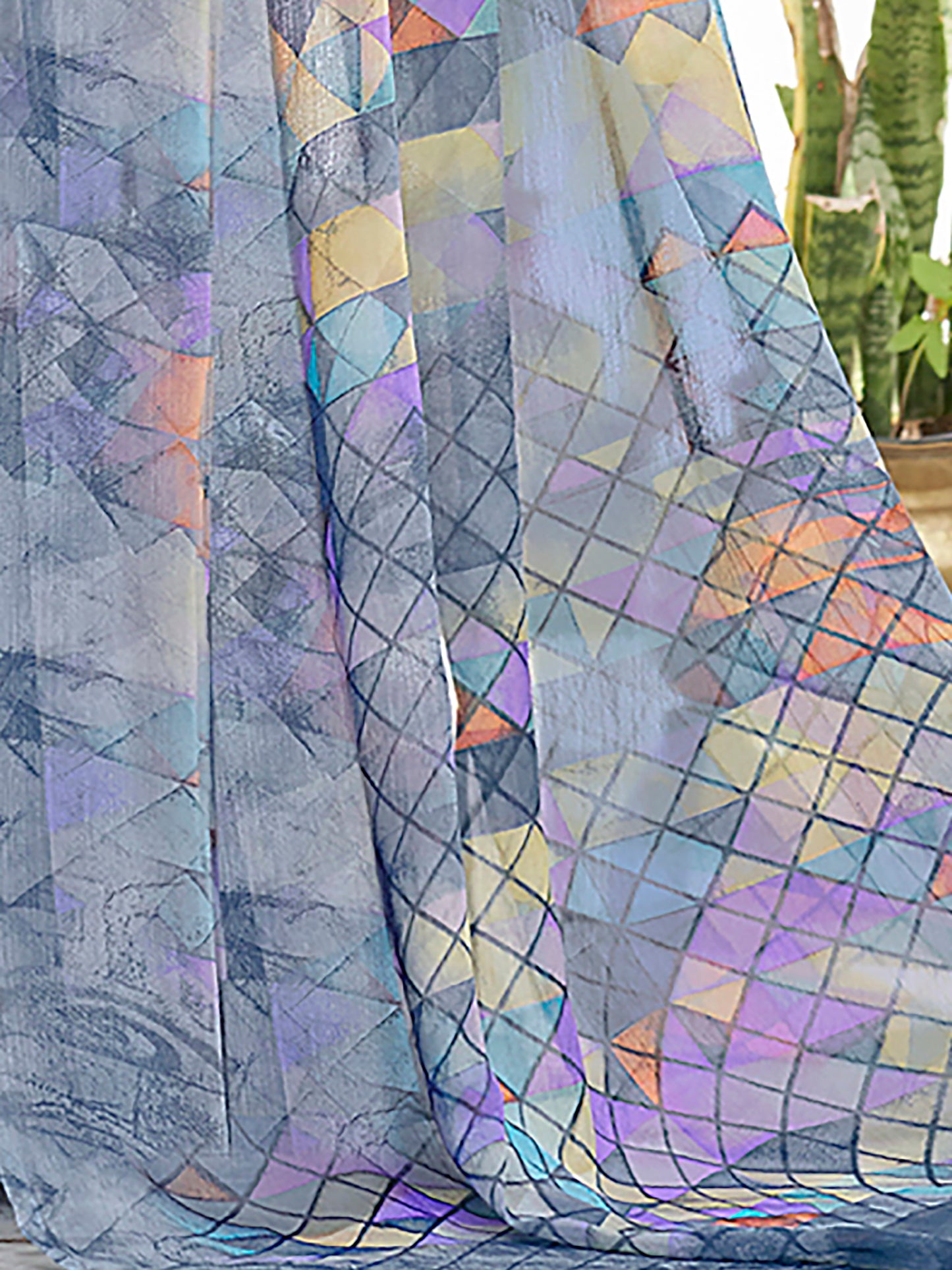 Women's Chiffon Grey Printed Designer Saree With Blouse Piece