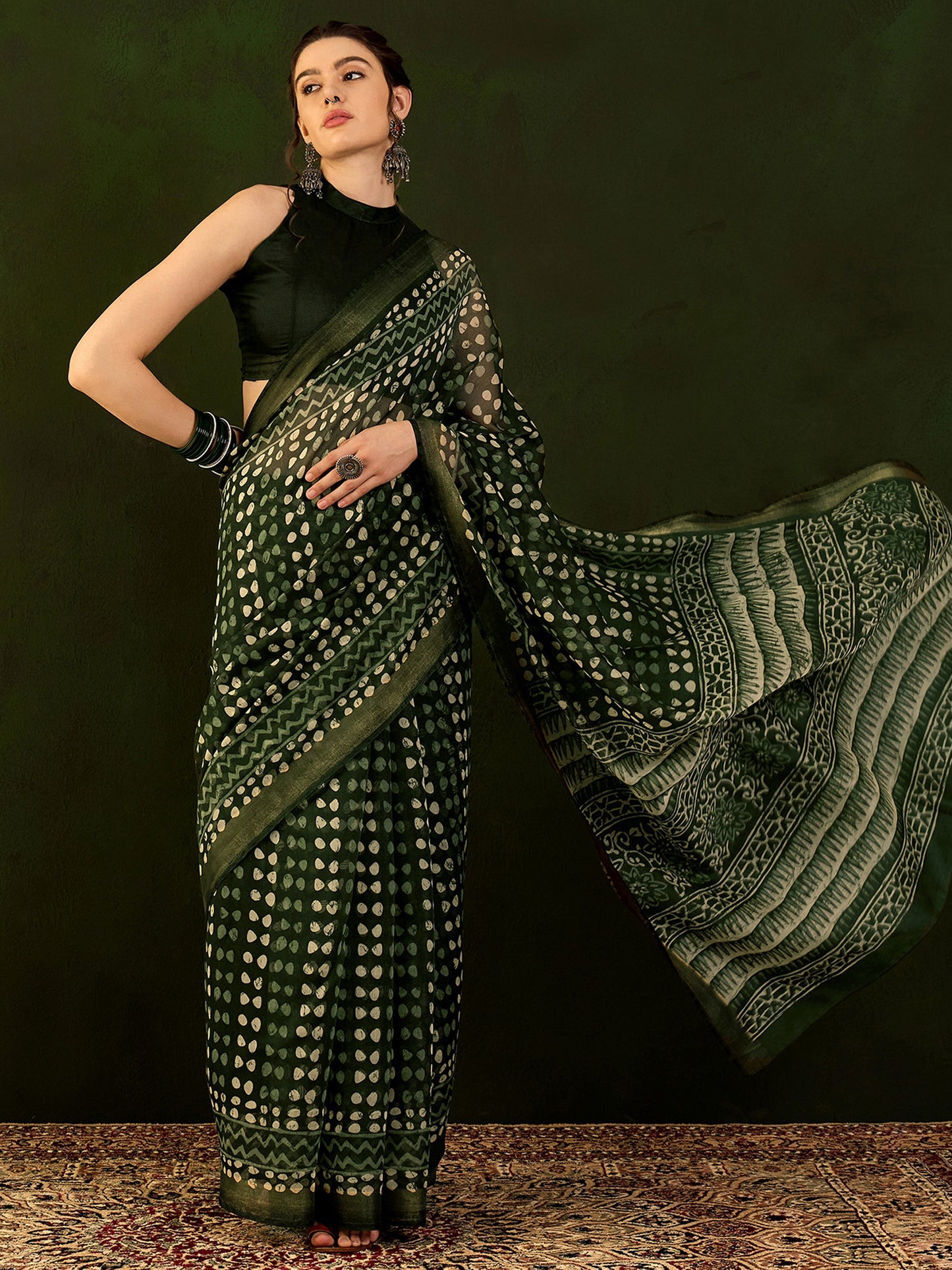 Women's Cotton Linen Green Printed Designer Saree With Blouse Piece