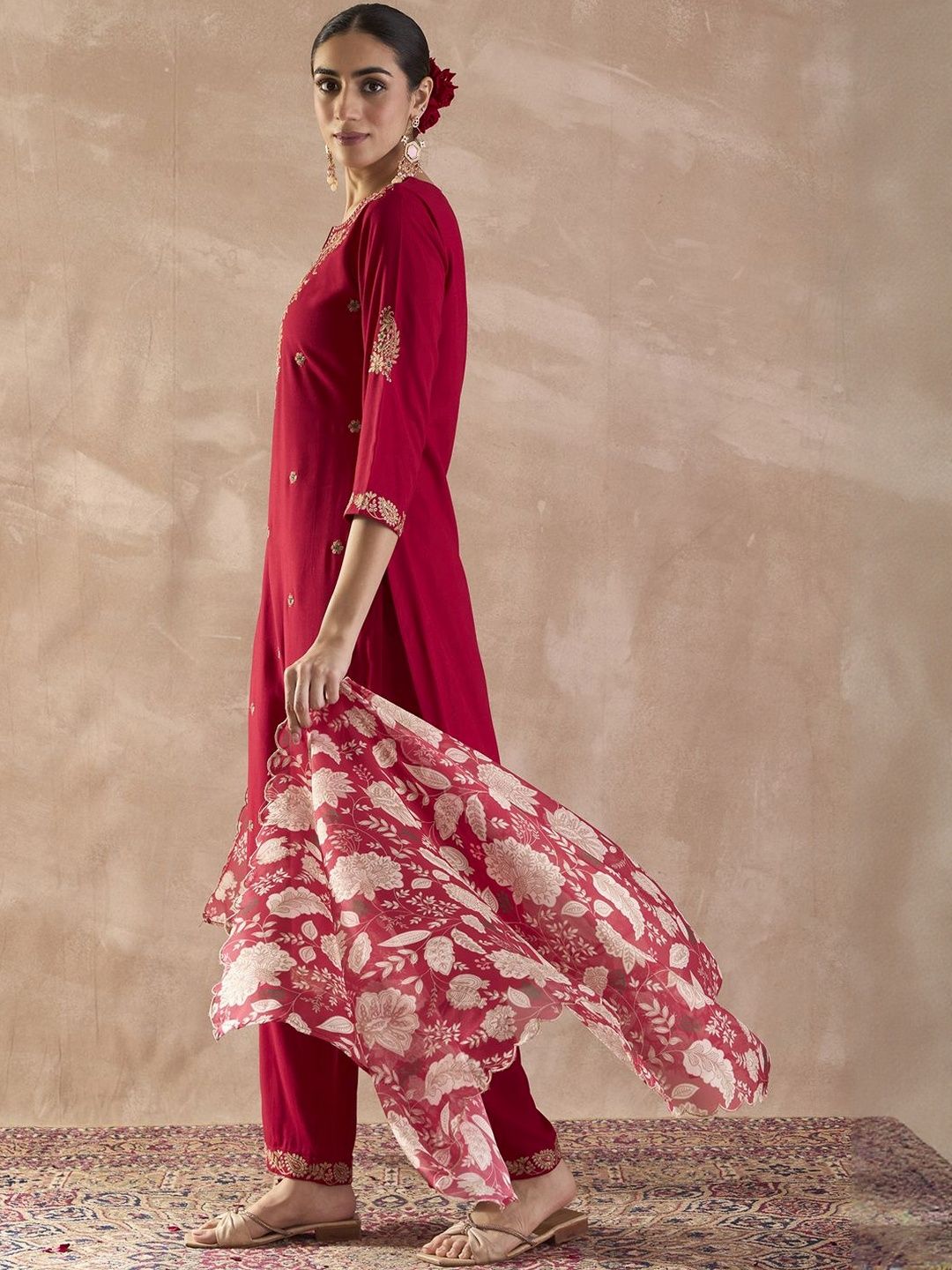 Ethnic Motifs Embroidered Notch Neck Thread Work Kurta With Trousers & Dupatta
