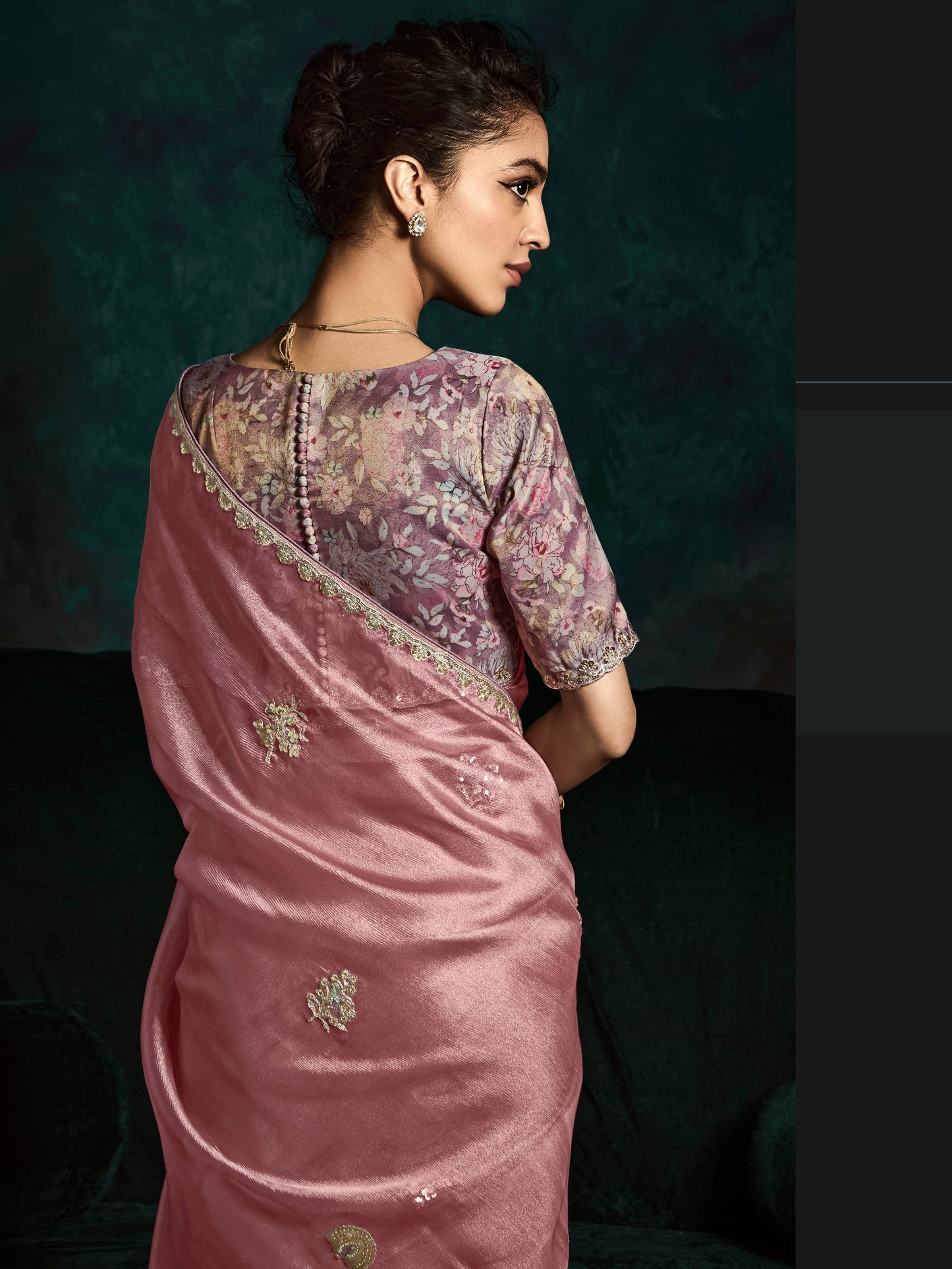 Dhiyona KM Women Graceful Pink Pure Tissue Silk Saree With Sequins & Thread Embroidered Butti Work