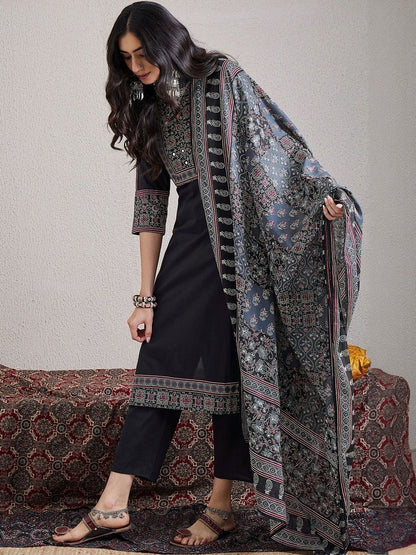 Ethnic Motifs Printed Mirror Work Pure Cotton Kurta With Trousers & Dupatta