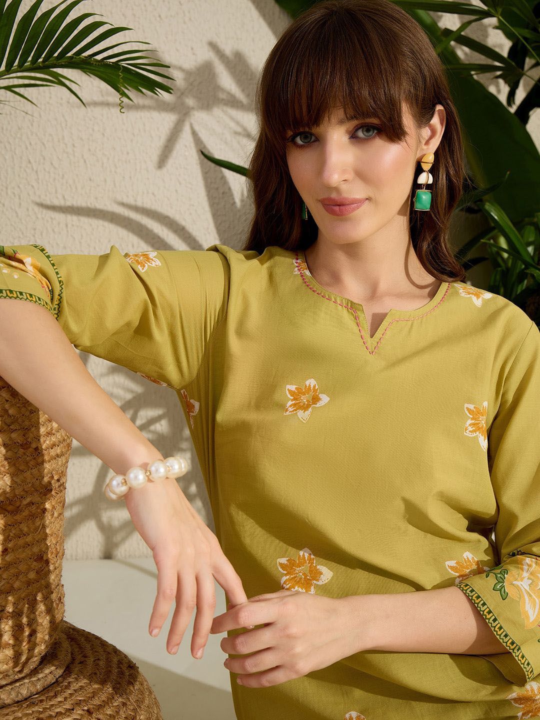 Dhiyona IE Printed Notch Neck Straight Pure Cotton Kurta With Pants