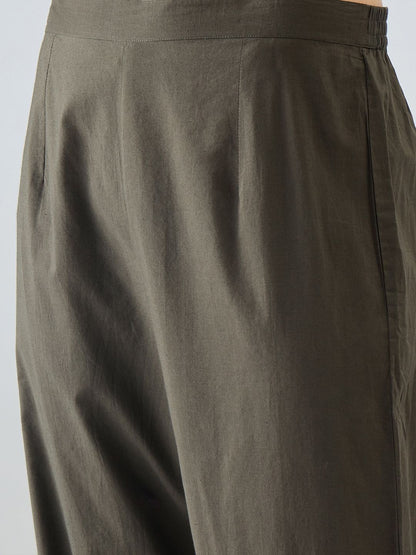 Women Floral Printed Pleated Pure Cotton Kurta with Trousers