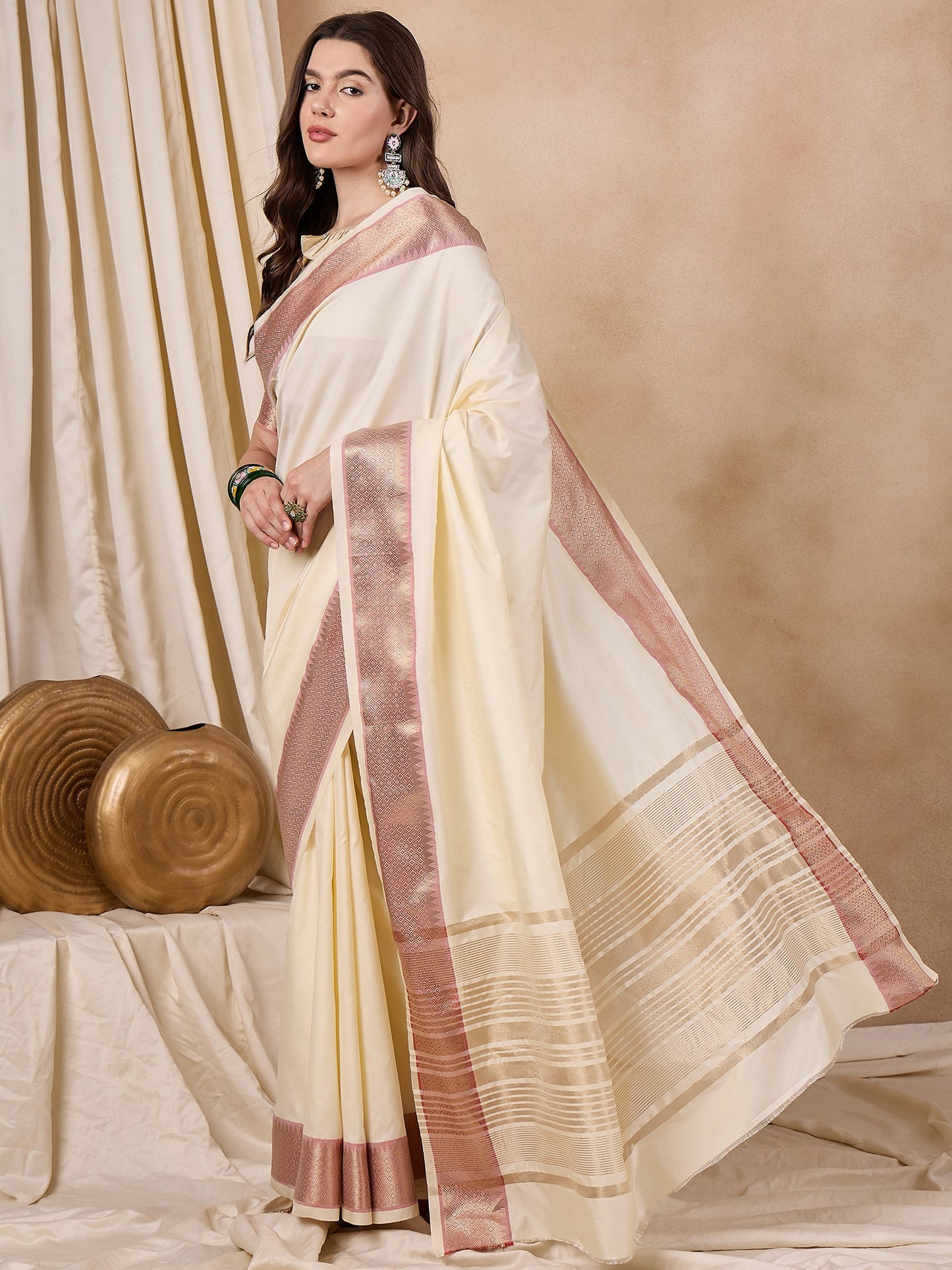 Dhiyona RV Women's Cotton Silk Solid Print With Golden Woven Border Saree  ( KVD2137 )