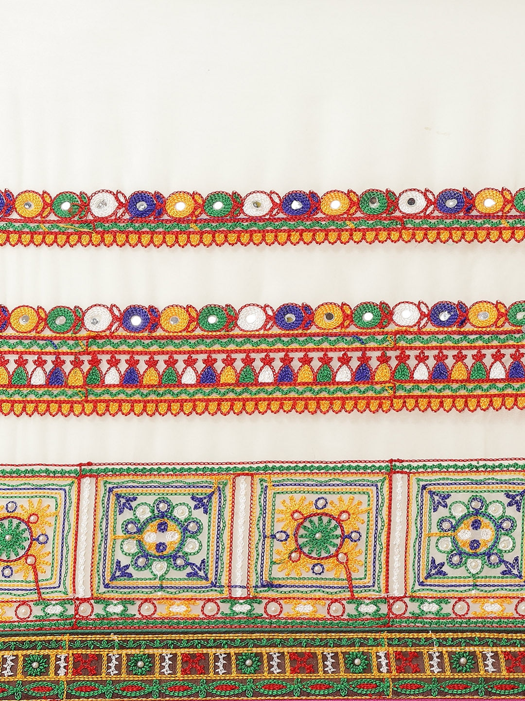 Dhiyona RV Women's Georgette With heavy Kutchi Embroidered Work Saree ( KVD717 )
