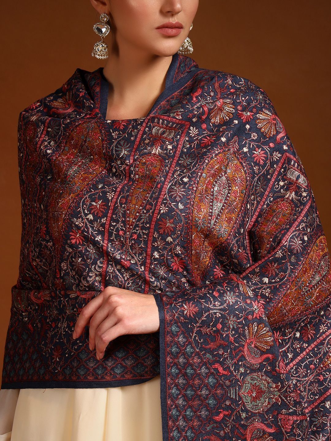 Dhiyona PA Women Ethnic Motifs Embroidered Shawl