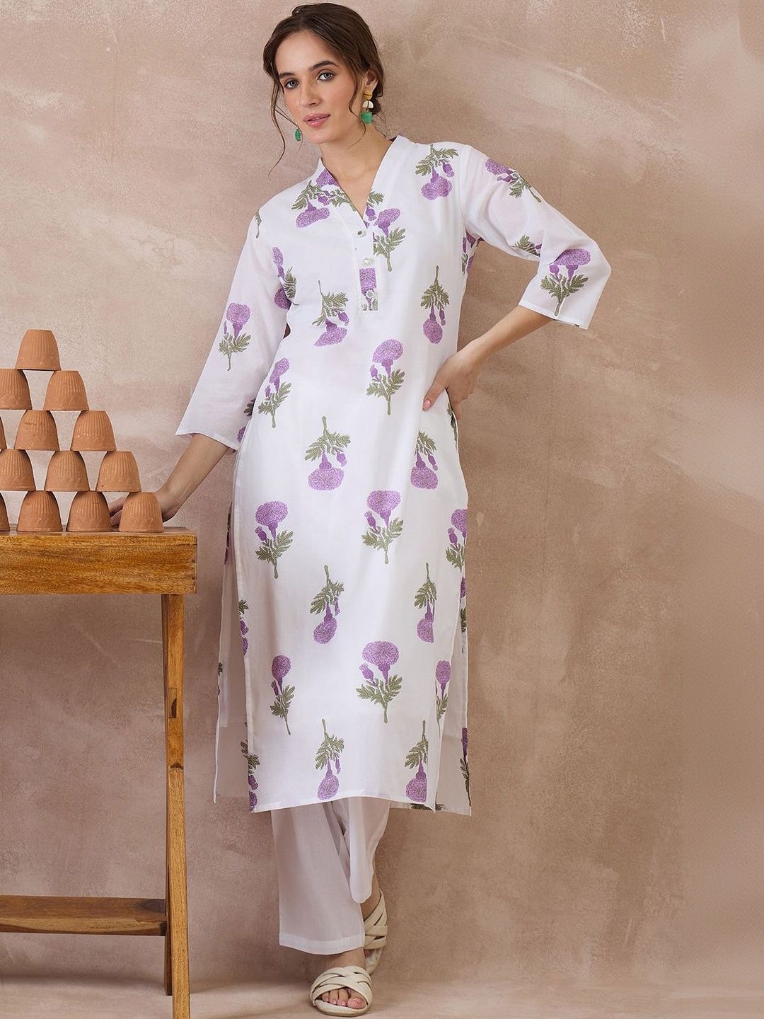 Women Floral Printed Regular Pure Cotton Kurta with Trousers