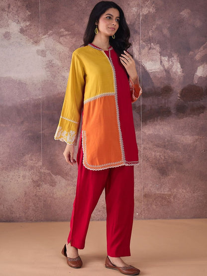 Dhiyona IE Embroidered Mandarin Collar Tunic With Trousers