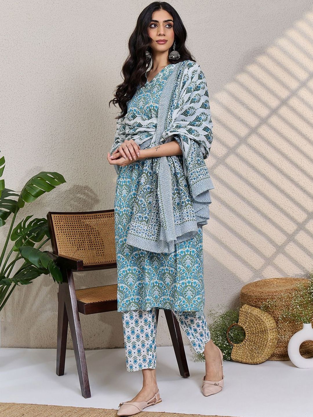 Women Ethnic Motifs Printed Regular Thread Work Pure Cotton Kurta with Trousers & With Dupatta