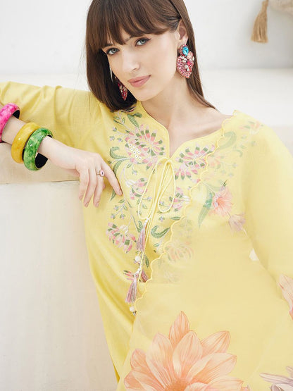 Floral Embroidered Straight Thread Work Kurta With Trousers & Dupatta