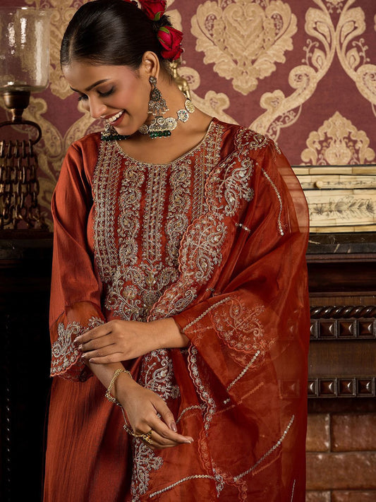 Dhiyona IE Ethnic Motifs Embroidered Zari Liva Kurta With Trousers & Dupatta