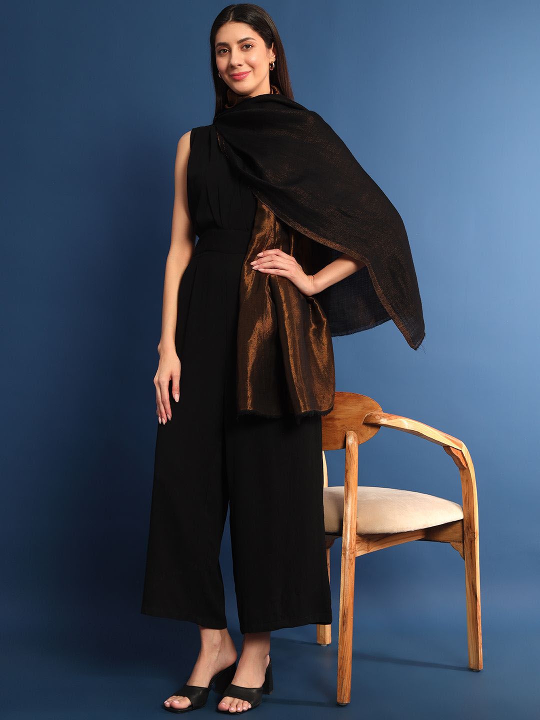 Dhiyona PA Woven Design Woollen Shawl