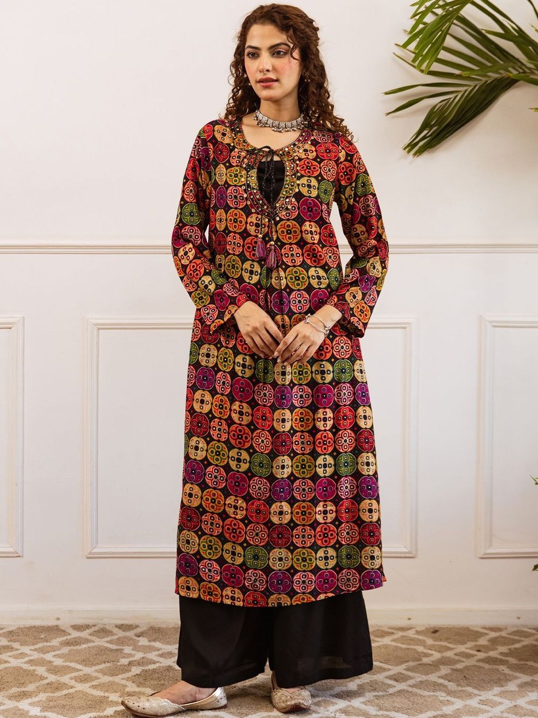 Dhiyona IE Women Printed Regular Beads and Stones Work Kurta with Palazzos