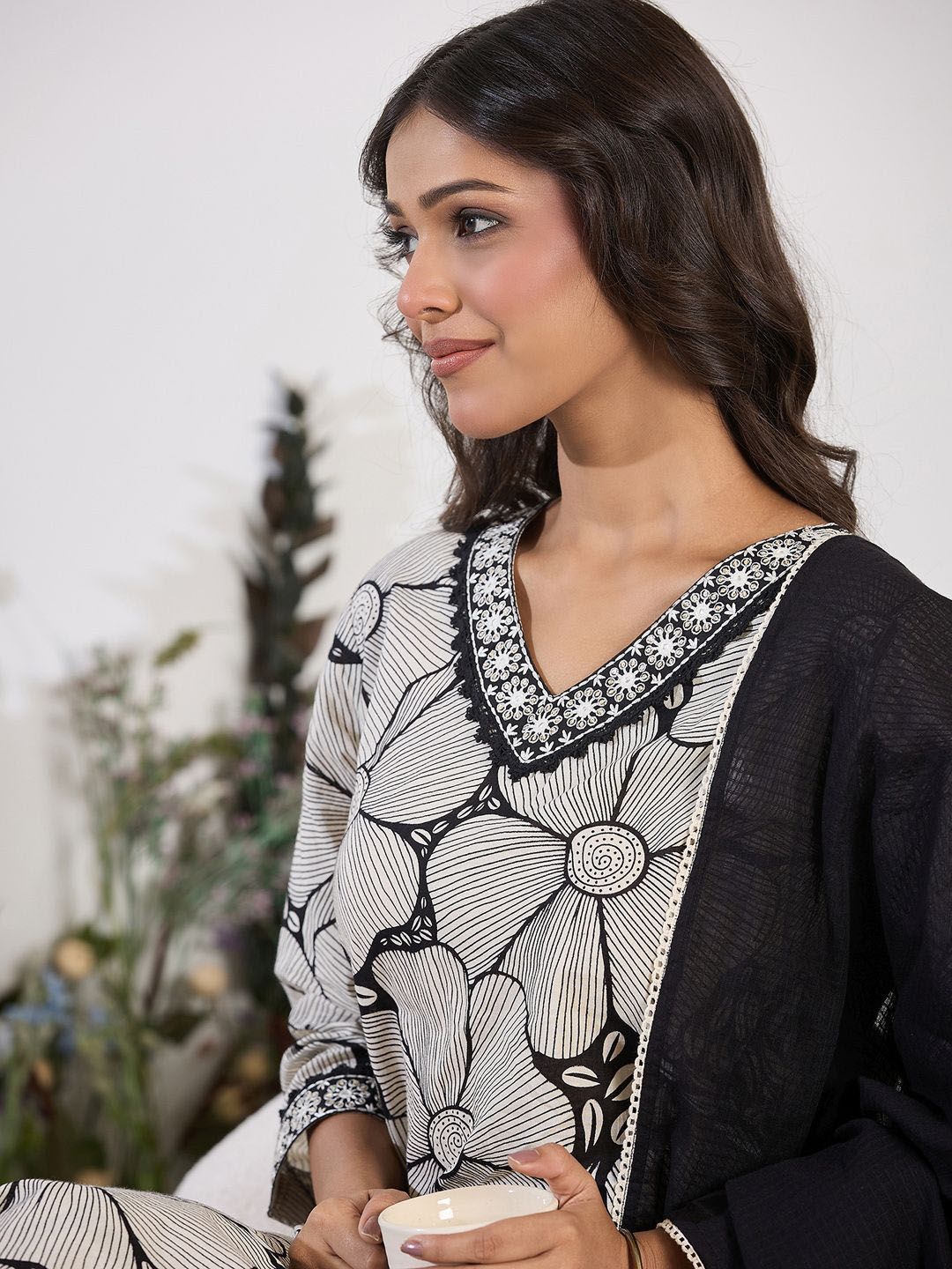 Dhiyona IE Floral Printed Sequinned Pure Cotton Straight Kurta with Trouser & Dupatta