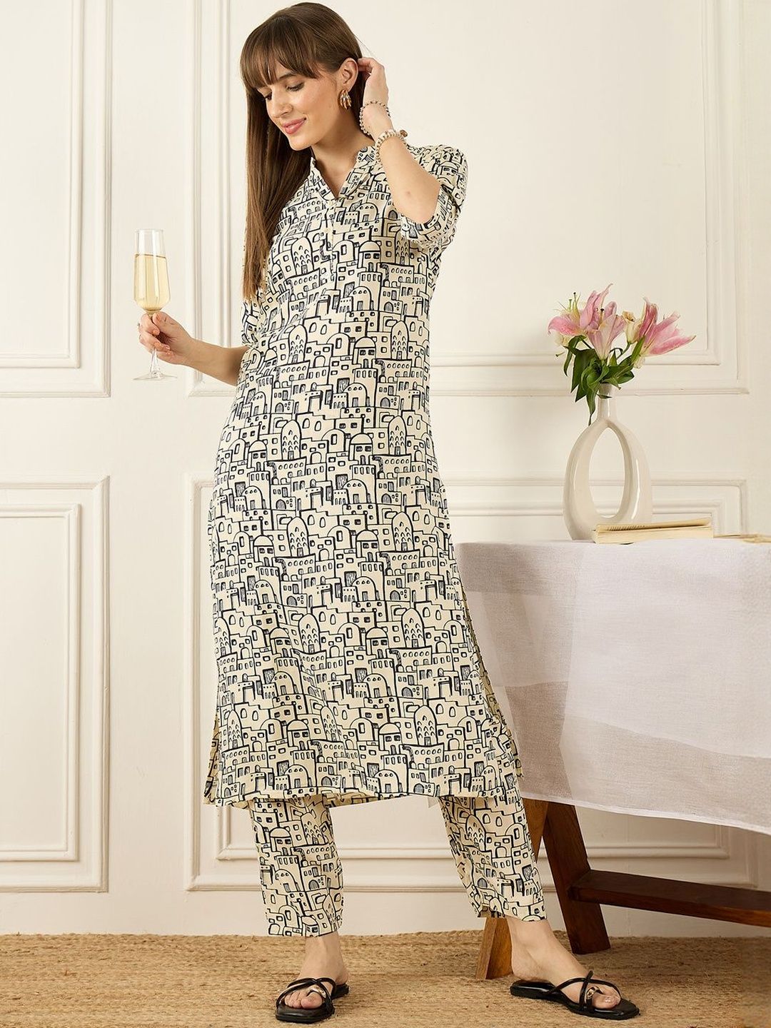 Dhiyona IE Printed Mandarin Collar Three-Quarter Sleeves Top With Trousers