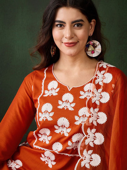 Dhiyona SN Women's Embroidered Thread Work Notch Neck Straight Kurta & Trousers With Dupatta