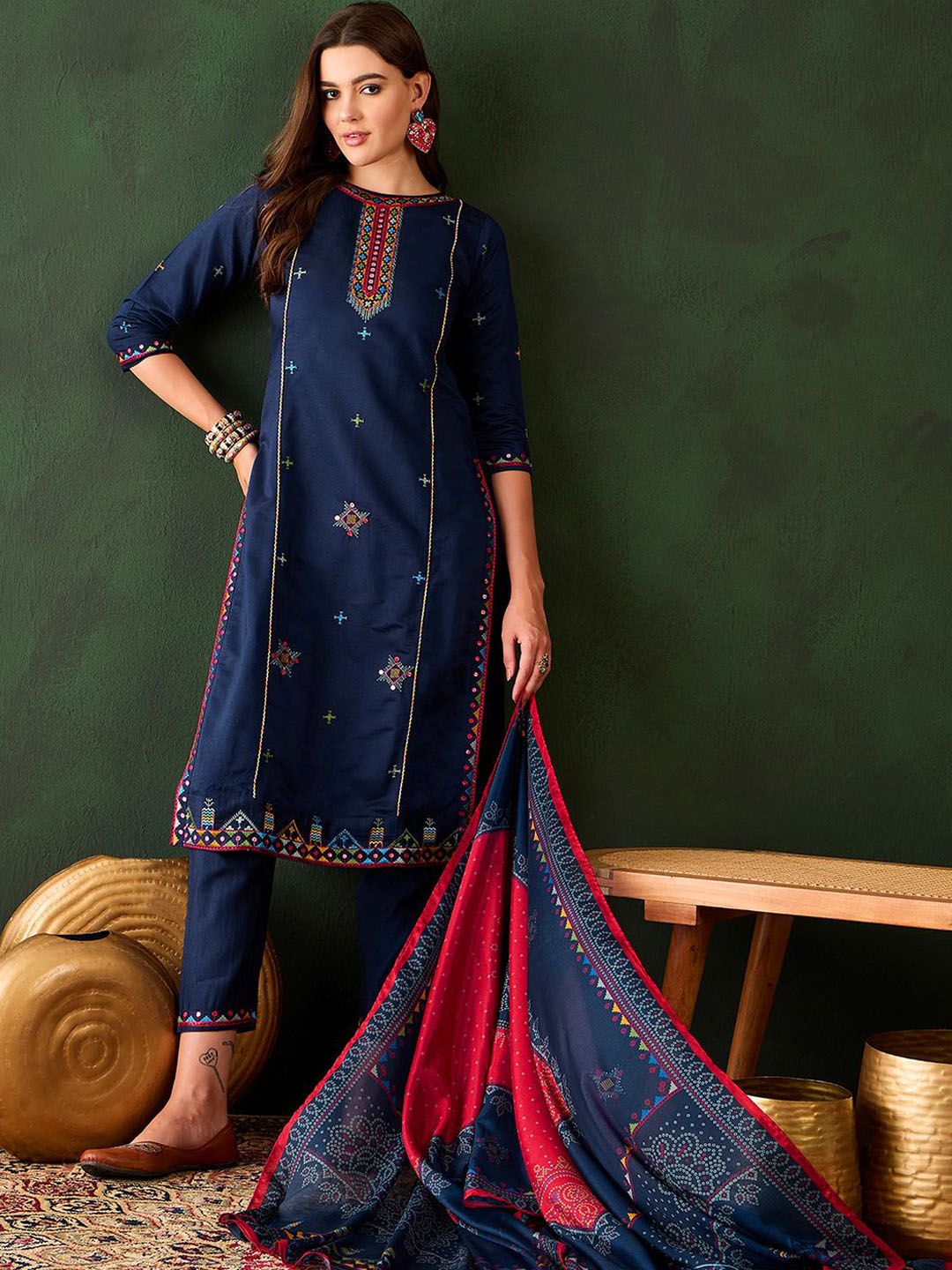 Dhiyona SN Women's Sequence Embroidered Straight Kurta & Trousers With Dupatta