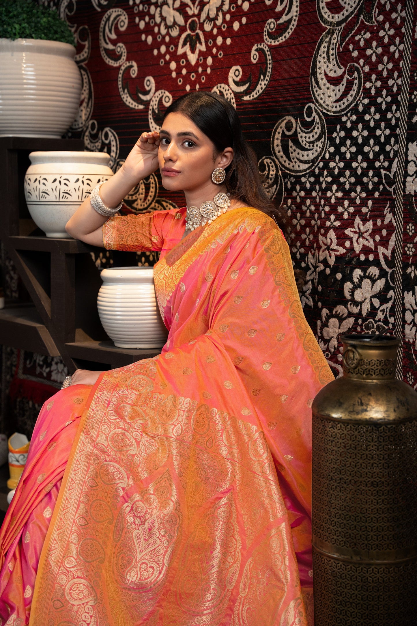 Dhiyona GR Women's Saachi Silk Peach Banarasi Silk Woven Saree