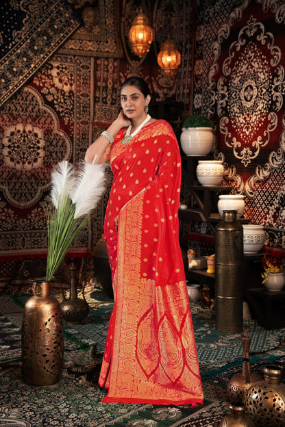 Dhiyona GR Women's Saachi Silk Red Banarasi Silk Woven Saree