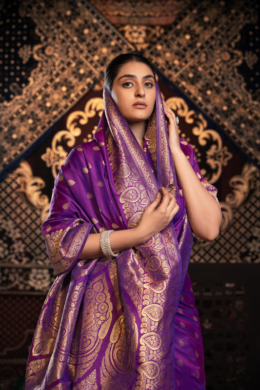 Dhiyona GR Women's Saachi Silk Violet Banarasi Silk Woven Saree