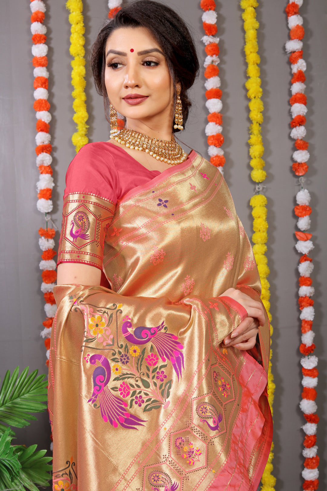 Dhiyona GR Women's Amrut Peachy Pink Zari Paithani Silk Saree
