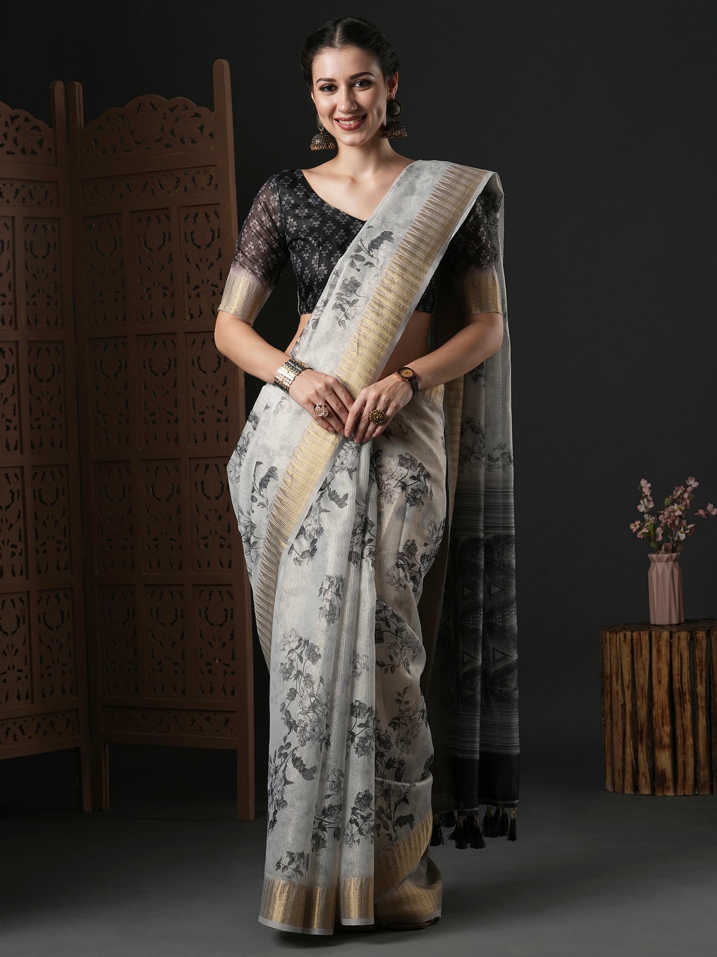 Women's Organza Grey Printed Designer Saree With Blouse Piece