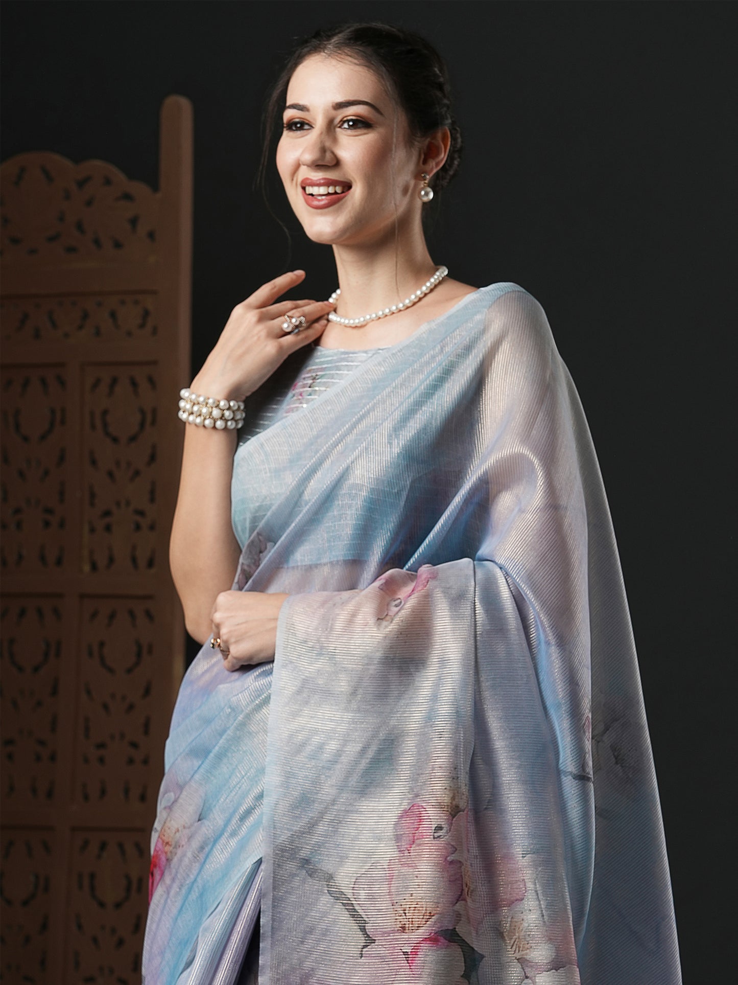 Women's Organza Metallic Printed Designer Saree With Blouse Piece