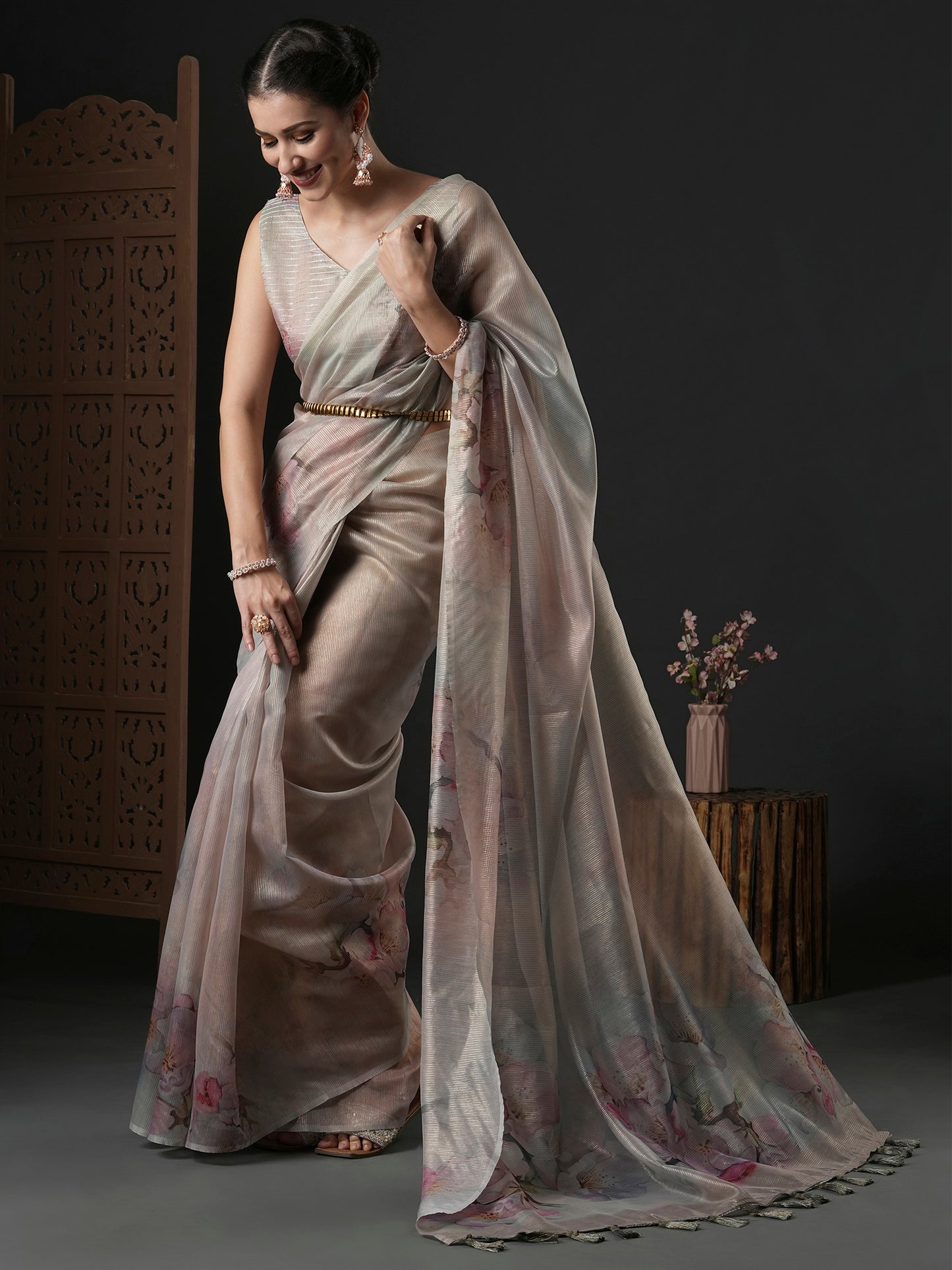 Women's Organza Beige Printed Designer Saree With Blouse Piece