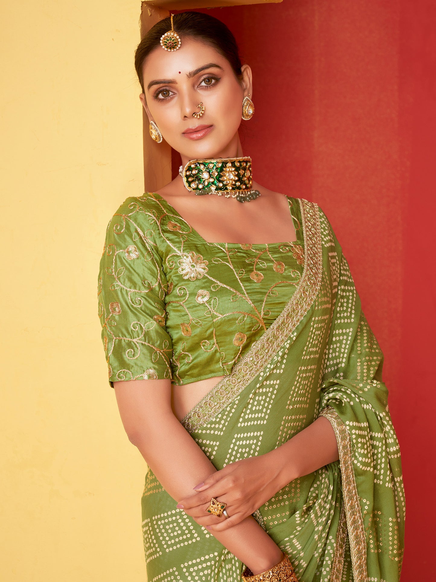 Women's Chiffon Light Green Embellished Designer Saree With Blouse Piece