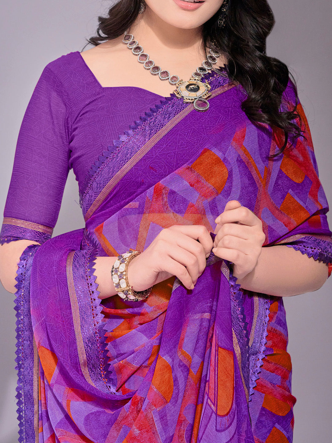 Women's Chiffon Purple Printed Designer Saree With Blouse Piece