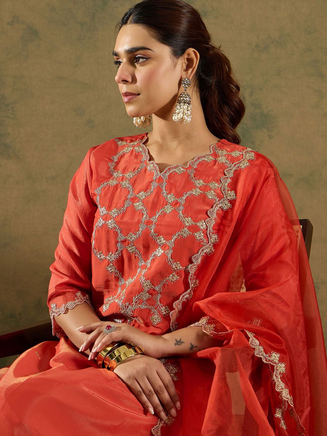 Dhiyona IE Ethnic Motifs Embroidered Kurta With Trousers & Dupatta