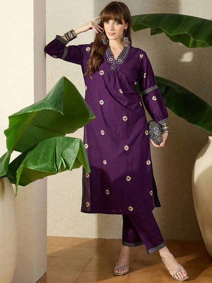 Dhiyona IE Ethnic Motifs Embroidered Pure Cotton V-Neck Tunic With Trousers