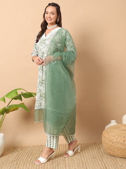 Women's Light Green Cotton Straight Kurta and Pant With Dupatta