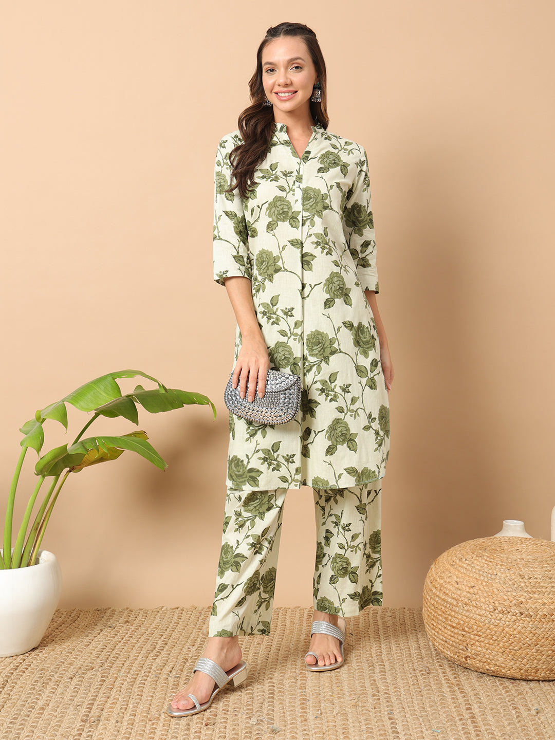 Women's Sage Green Cotton Straight Kurta and Pant