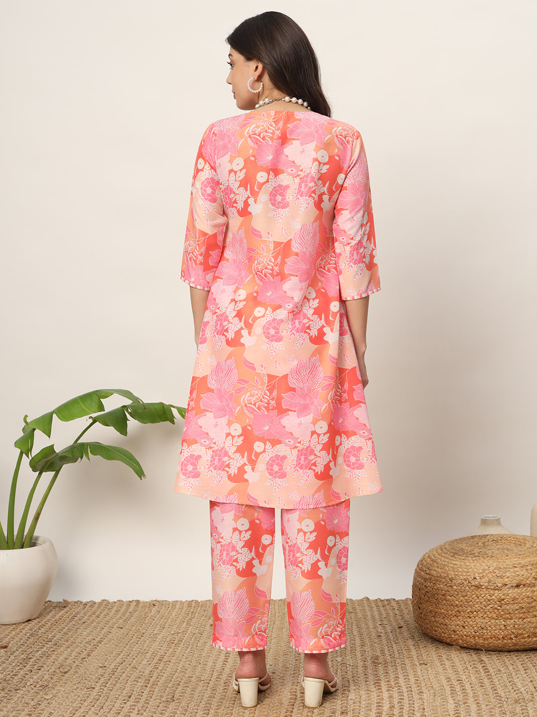 Women's Pink Cotton Blend A-Line Kurta and Pant