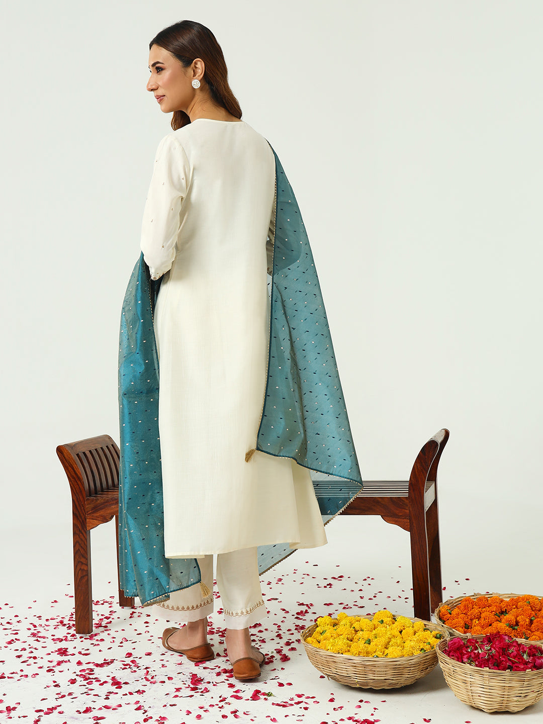 Women's Off White Silk Blend Nayra Cut Kurta and Palazzo With Embroidered Dupatta