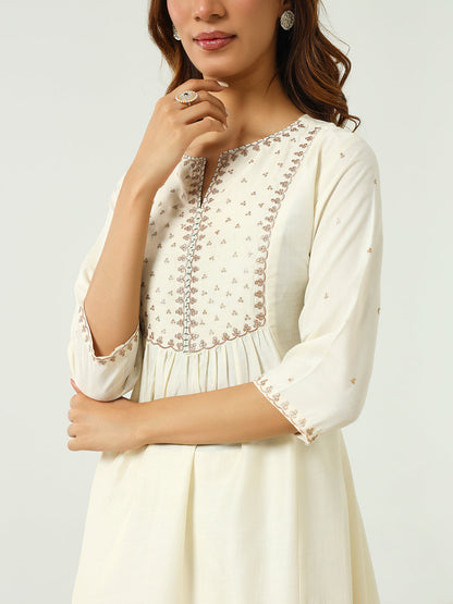 Women's Off White Silk Blend Nayra Cut Kurta and Palazzo With Embroidered Dupatta