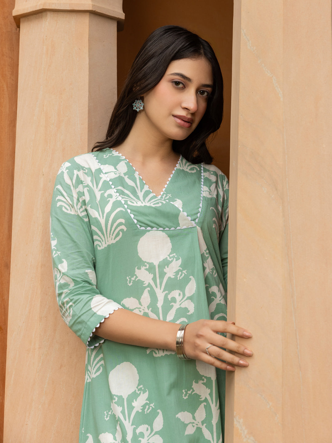 Dhiyona FL Women's Pista Green Cotton Flared Kurta Set
