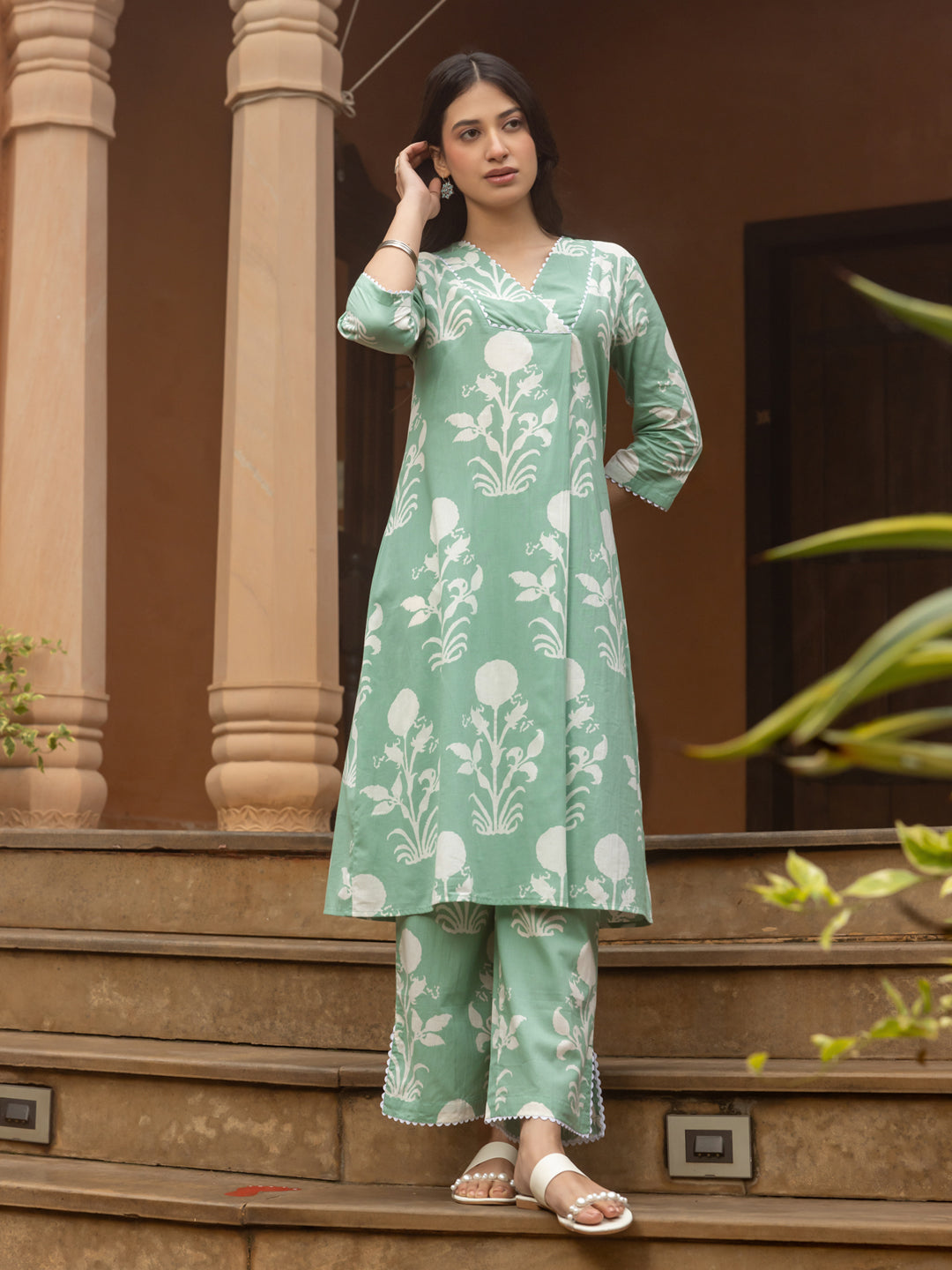 Dhiyona FL Women's Pista Green Cotton Flared Kurta Set