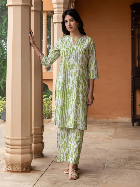 Dhiyona FL Women's Green Cotton Straight Kurta Set